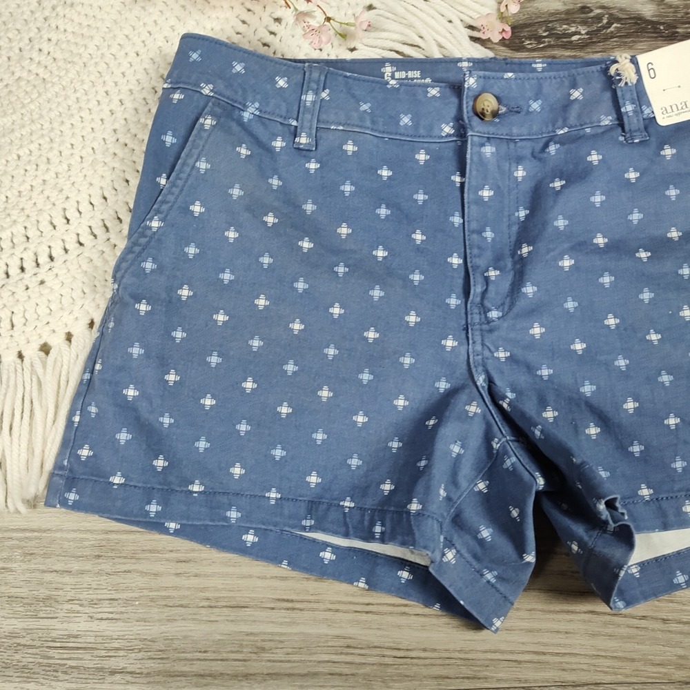 NWTS! a.n.a. Women's Size 6 Mid Rise Twill Chino Shorts  Blue Shiburi Geo Print - Picture 2 of 14